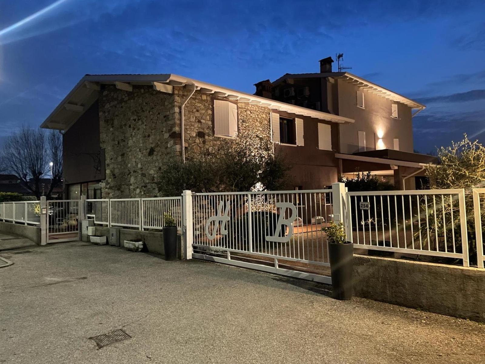 Hotel Bolero Sirmione Exterior photo
